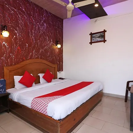 Oyo 73851 Hotel Hyderabad Comfort Lakdikapul